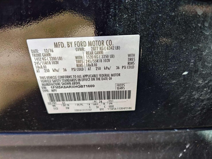 2016-ford-explorer-image-5