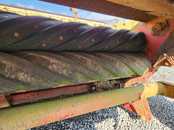 new-holland-488-image-7