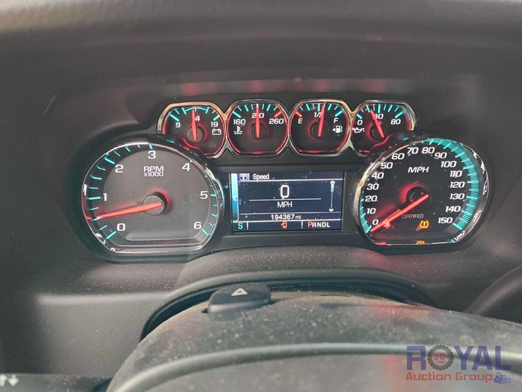 2019-chevrolet-tahoe-image-15