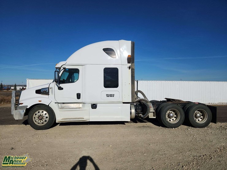 2024-western-star-57x-image-21