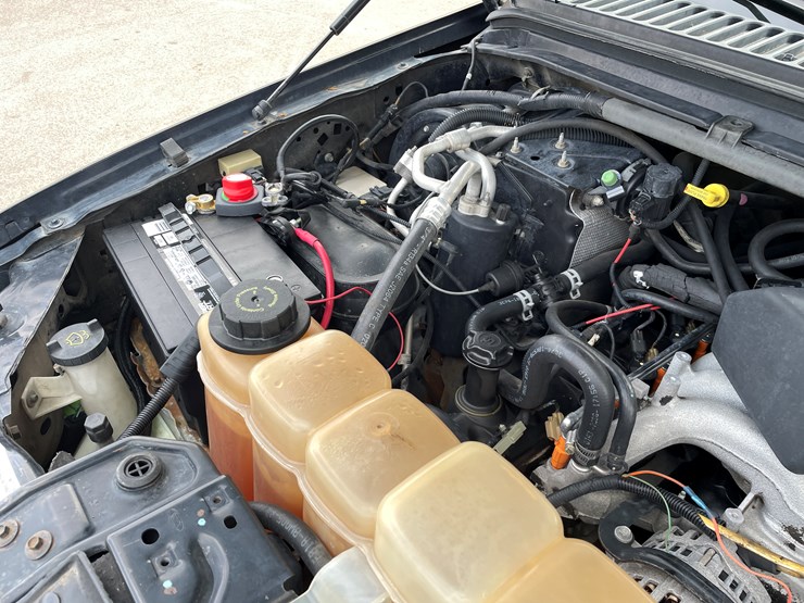 2003-ford-excursion-image-91