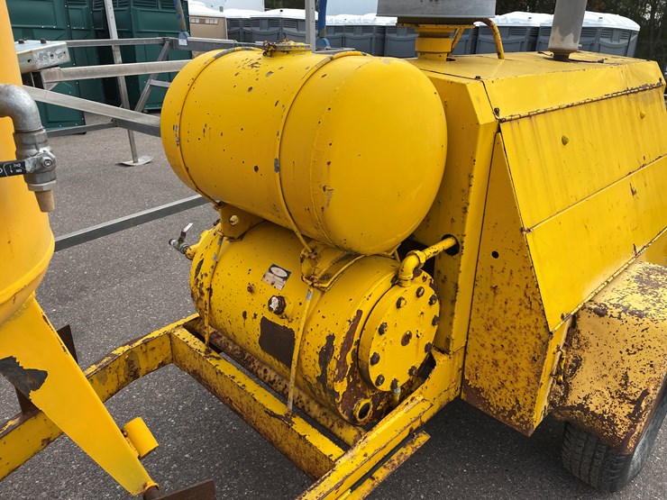 #4514-•-ingersoll-rand-gyro-flo-160cfm-portable-air-compressor-sand-blaster-image-14