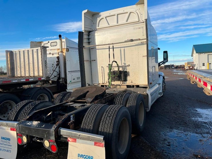 2015-peterbilt-579-image-4
