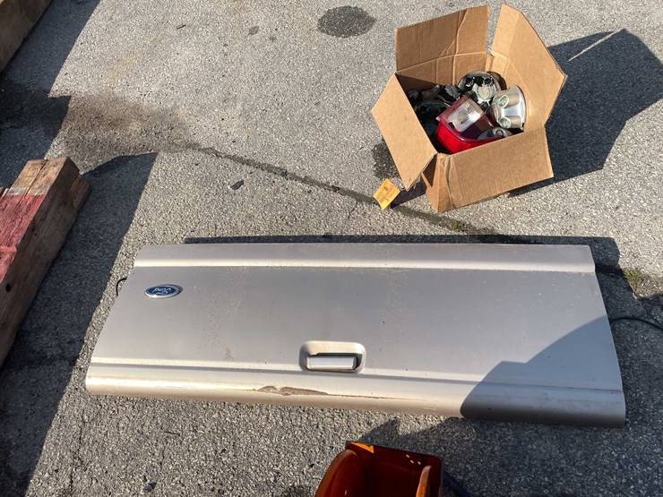 #14101-•-ford-parts-(o4)-image-28