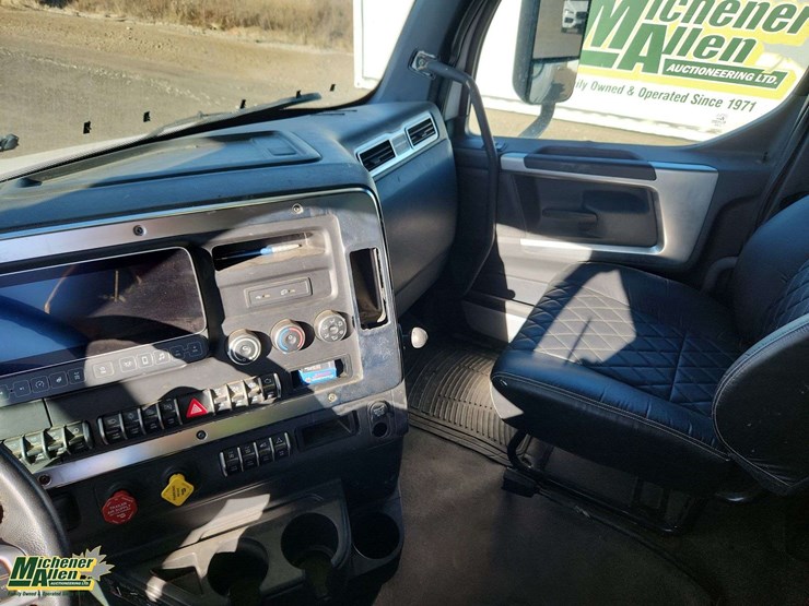 2024-western-star-57x-image-8