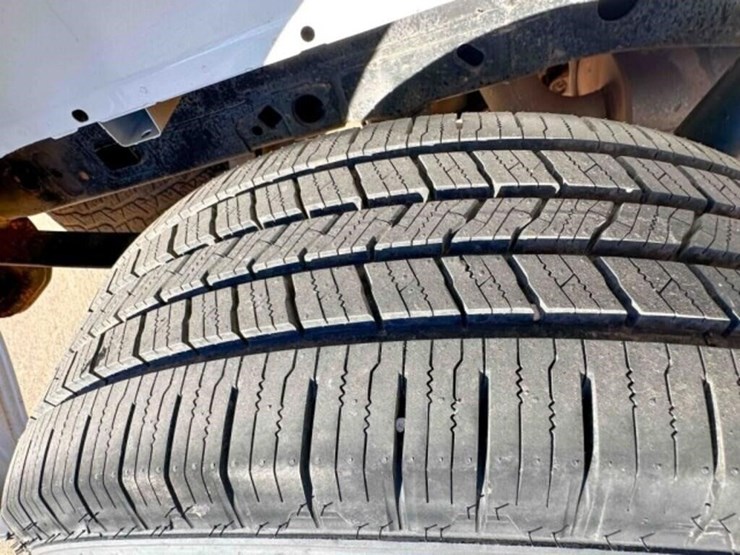 2023-ford-f150-image-46