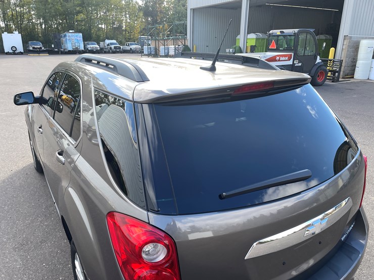2012-chevrolet-equinox-lt-image-20