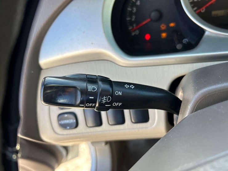 2005-toyota-highlander-image-12