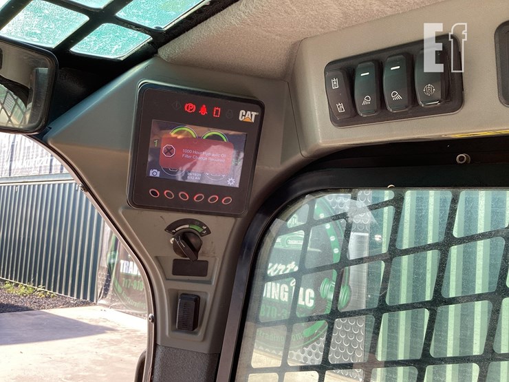 2021-caterpillar-289d3-image-18
