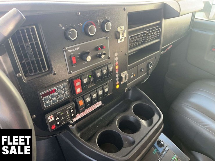 2018-chevrolet-express-s/a-ambulance-image-14