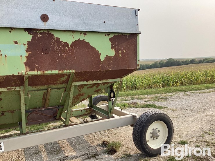 parker-gravity-flow-wagon-on-circle-k-running-gear-image-14