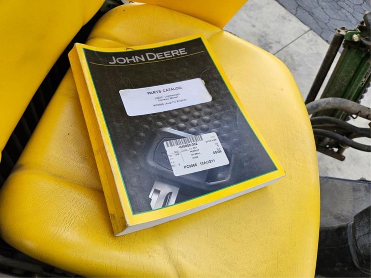 john-deere-3225c-image-39