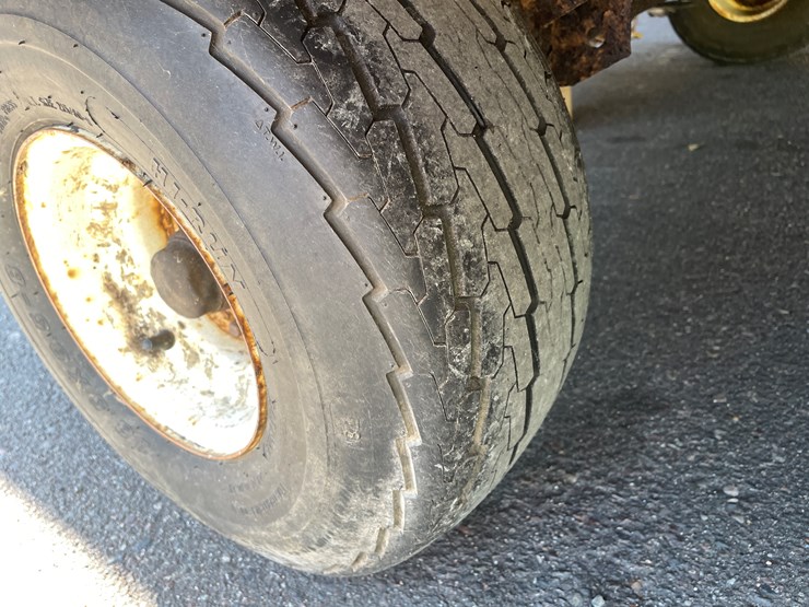 #5658-•-tandem-axle-trailer,-(no-title)-image-9