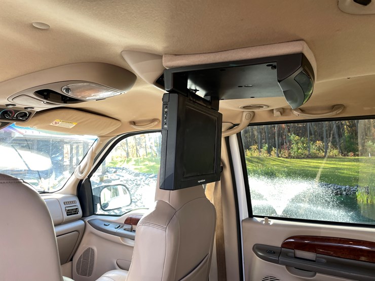 2002-ford-excursion-limited-image-65