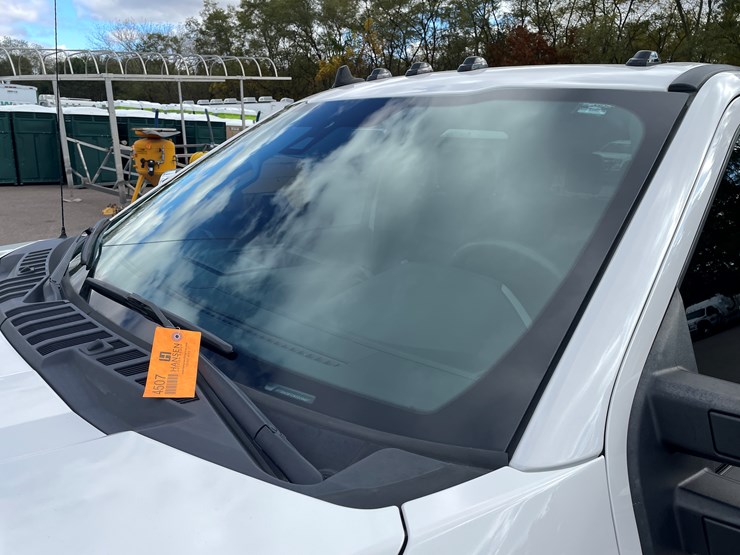 2019-ford-f350-xlt-lariat-image-18