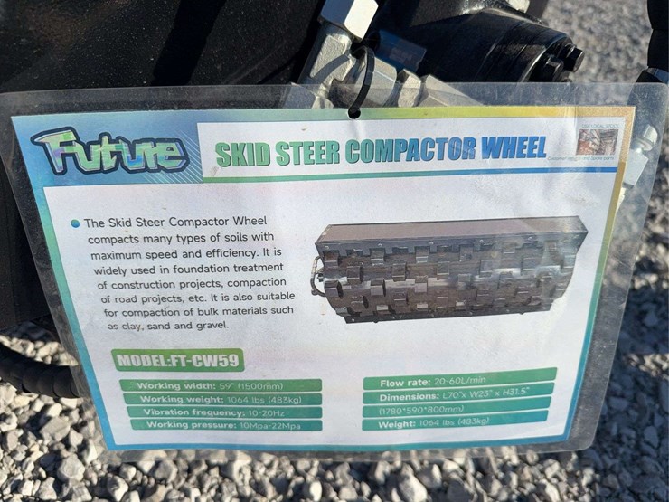 skid-steer-compact-wheel-image-2