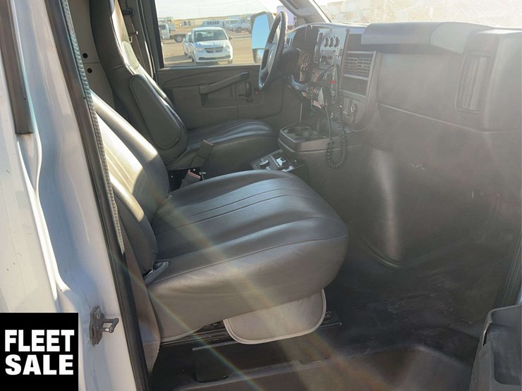 2017-chevrolet-express-s/a-ambulance-image-15