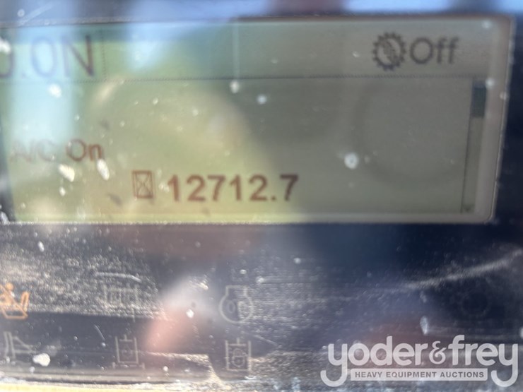 2013-caterpillar-d6n-lgp-image-12