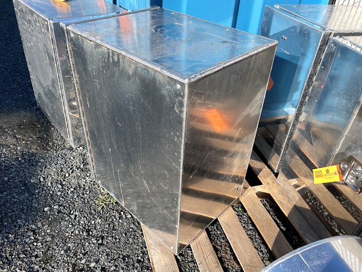 #5689-•-chandler-truck-mount-toolbox-image-5