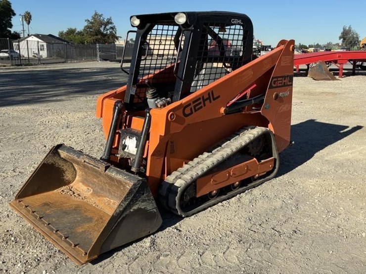 2021-gehl-rt105-image-1