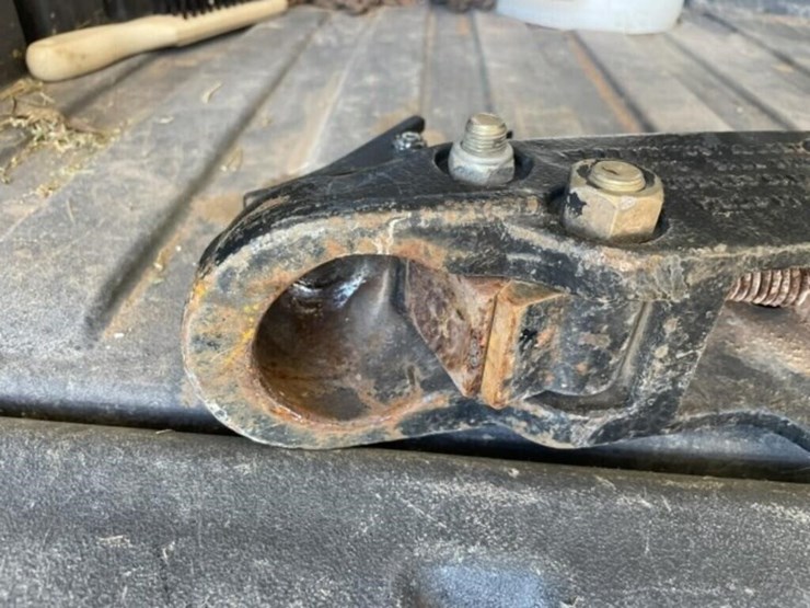 fety-2-5/16-ball-hitch-bolt-on-image-3