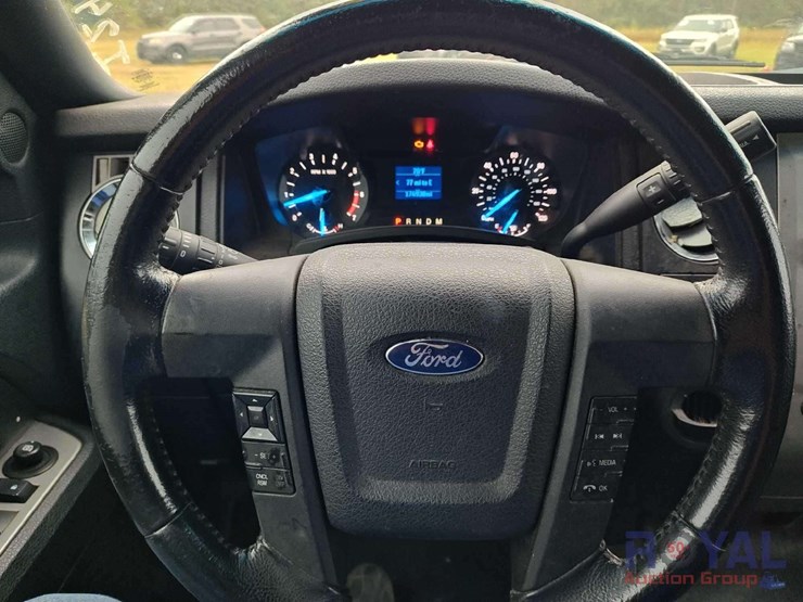 2016-ford-expedition-image-17