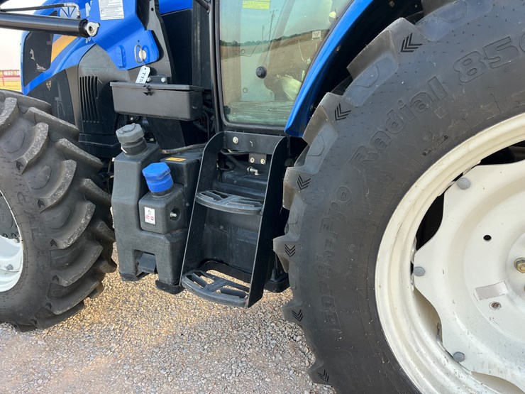 2020-new-holland-workmaster-120-image-12