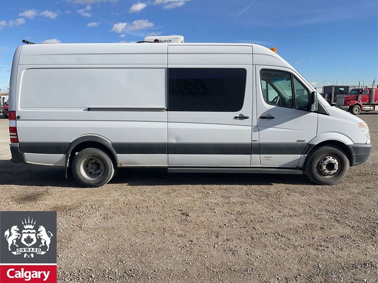 2010-mercedes-benz-sprinter-3500-image-5