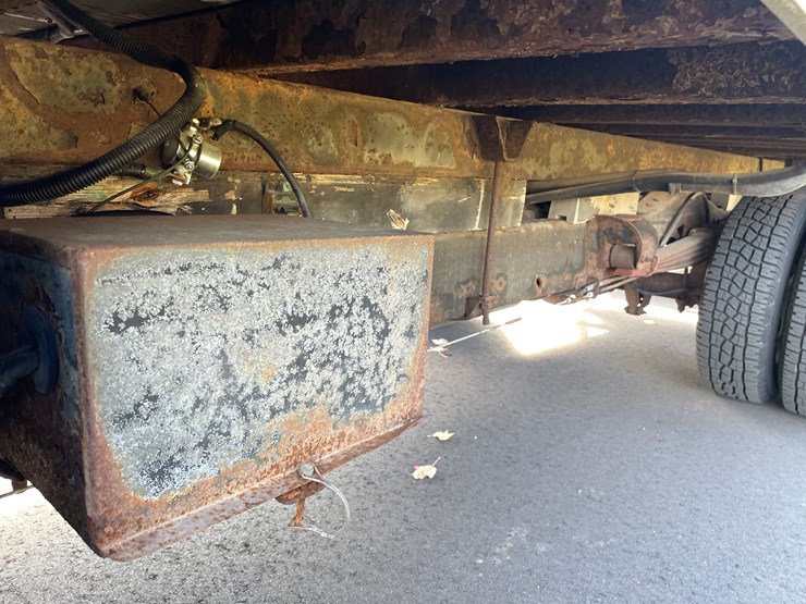 2007-chevrolet-g3500-image-23