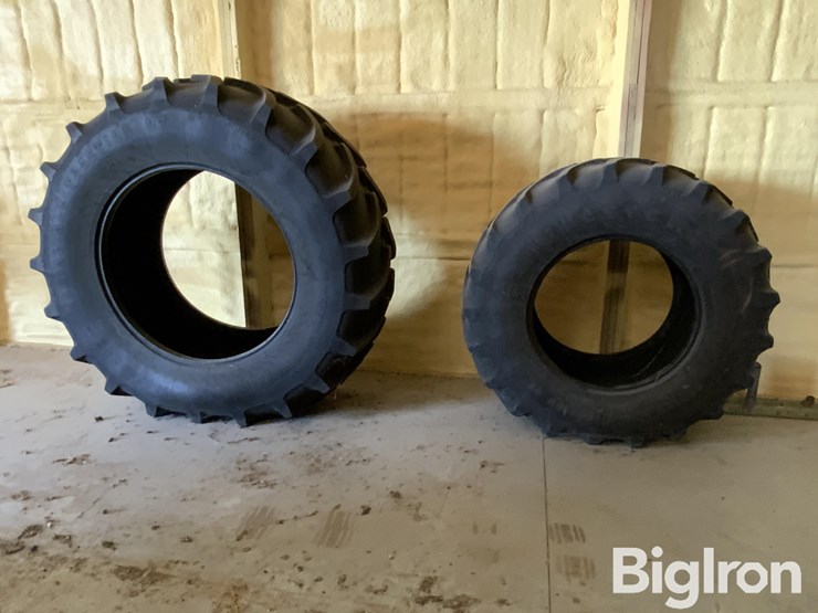 firestone-radial-all-traction-dt-tractor-tires-image-2