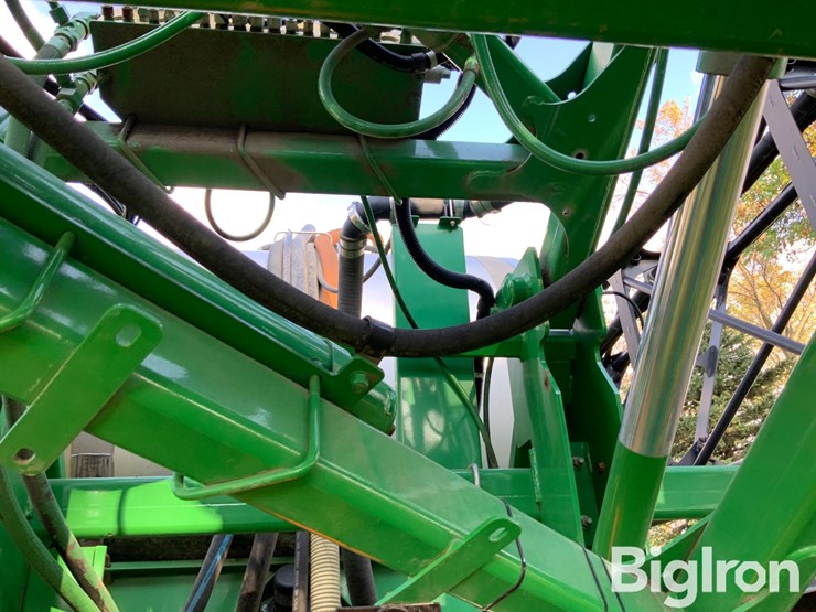 2009-john-deere-4930-image-17