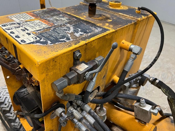 carlton-2500-4-image-13