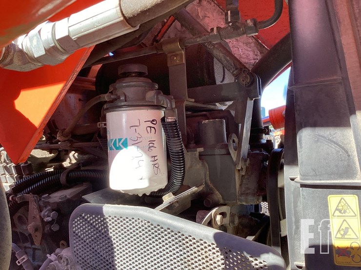 2007-kubota-m6040dt-image-11