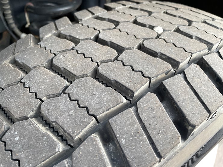 2023-ford-f450-platinum-image-14