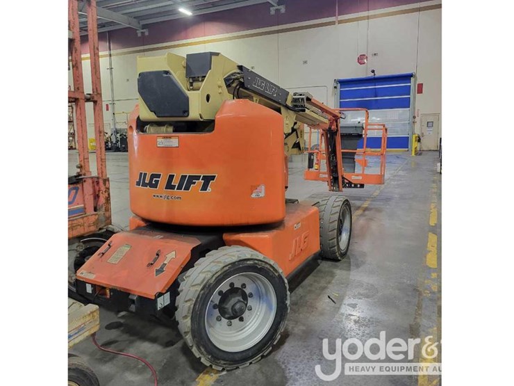 2008-jlg-e450aj-image-2