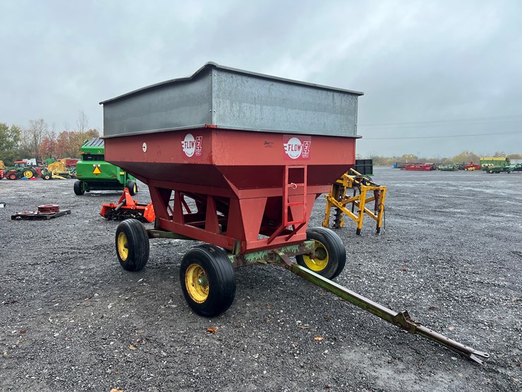 john-deere-1065-image-1