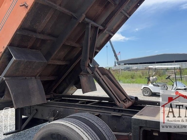 2007-gmc-topkick-c6500-image-20