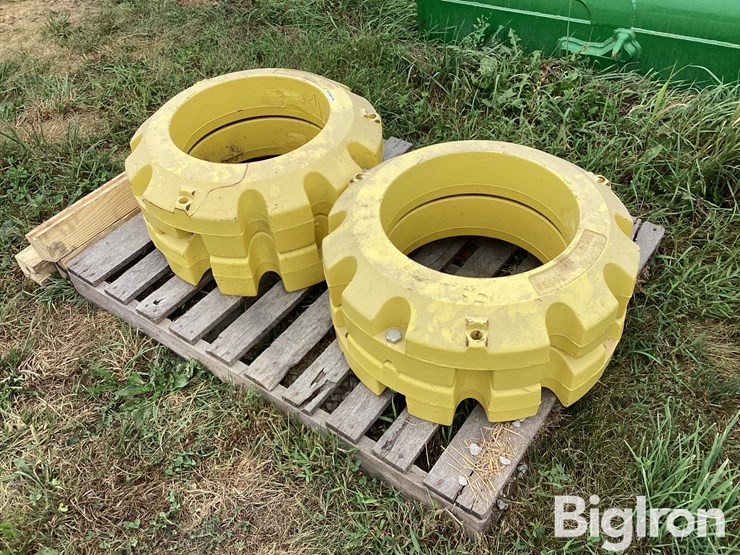 john-deere-r207782-450lbs-rear-wheel-weights-image-1