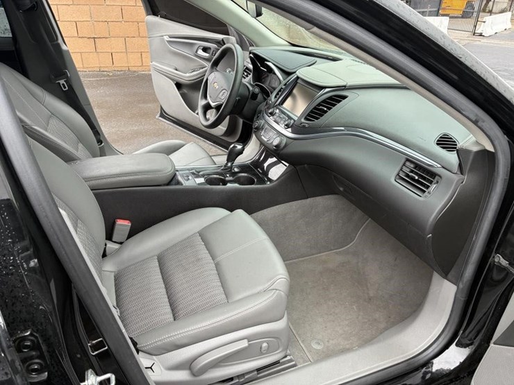 2018-chevrolet-impala-sedan-image-9