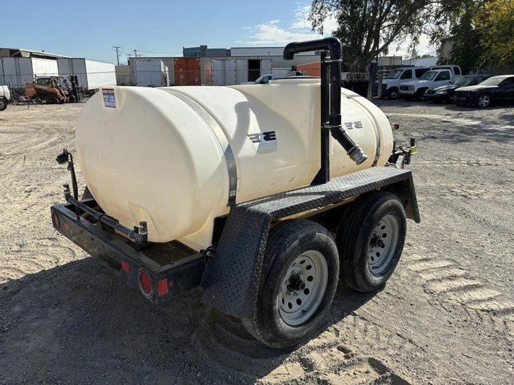 2020-wylie-&-son-exp-500-towable-water-buffalo-image-3