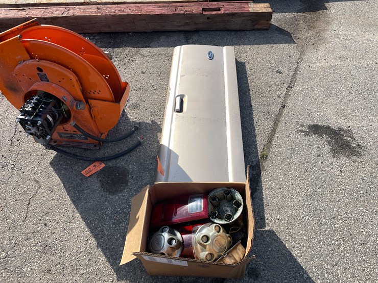 #14101-•-ford-parts-(o4)-image-4