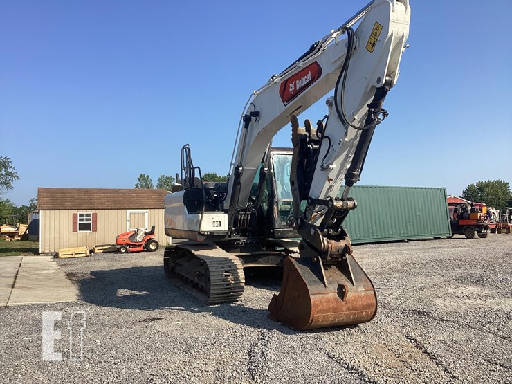 2021-bobcat-e165-image-6