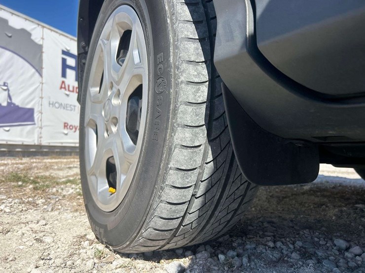 2014-ford-escape-image-29