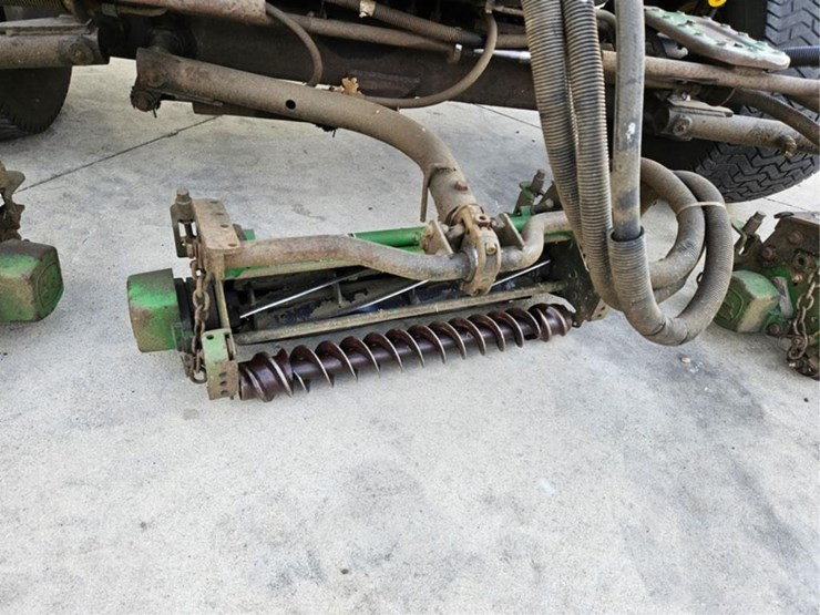 john-deere-3225c-image-10