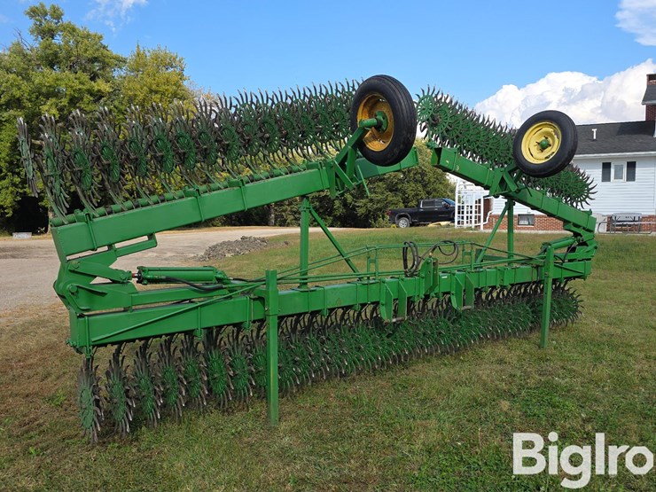 john-deere-40-image-3