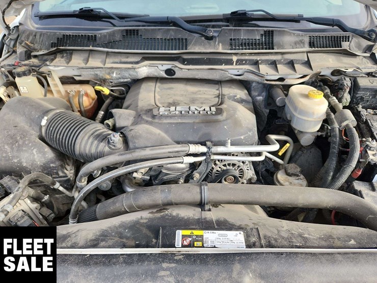 2016-ram-2500-slt-image-16