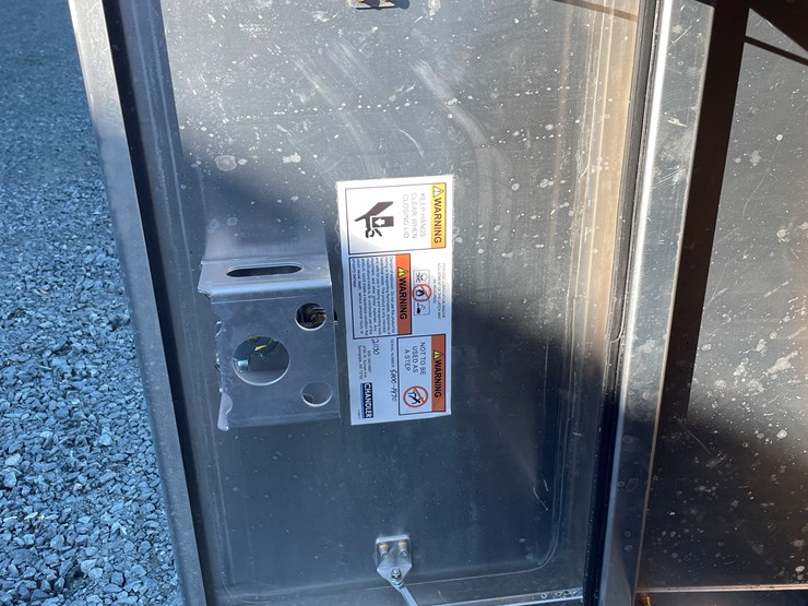 #5690-•-chandler-truck-mount-toolbox-image-9