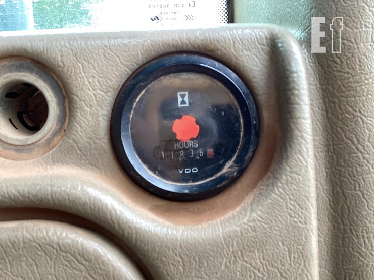 2012-volvo-l70f-image-23