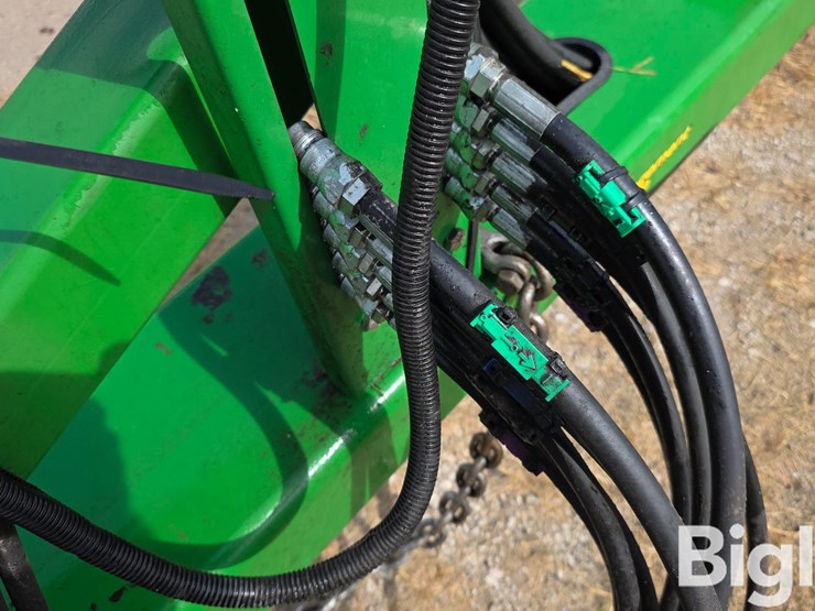 2018-john-deere-2730-image-14