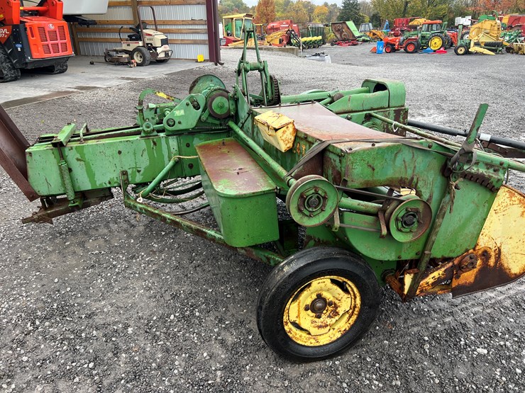 john-deere-24t-image-8